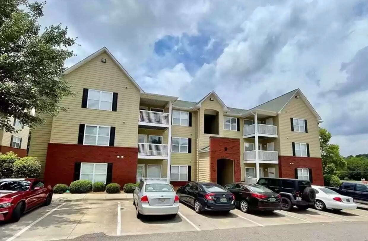 340 N Donahue Dr Unit 202B, Auburn, AL 36832 Apartments in Auburn, AL