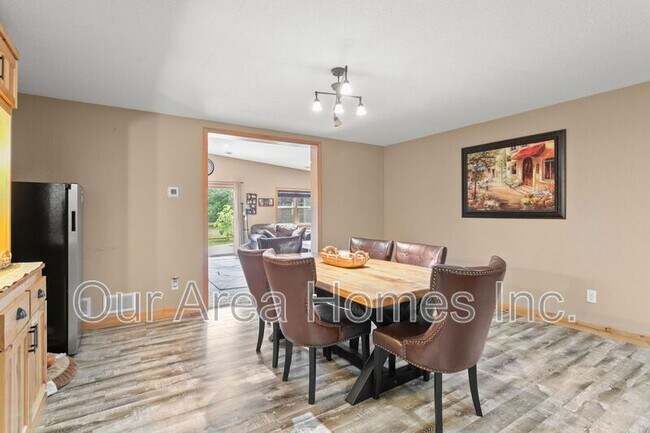 Foto del edificio - 12501 312th Ave NW
