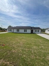 Building Photo - 498 State Rd S-42-2289