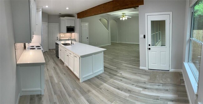 Building Photo - 163 Ledgestone Pl