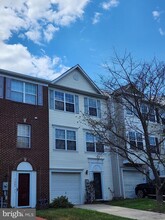 Building Photo - 3211 Halcyon Ct