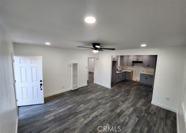 Foto del edificio - 714 W 95th St