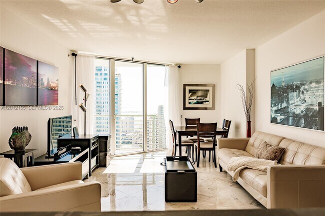 Building Photo - 325 S Biscayne Blvd