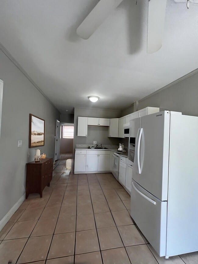 Building Photo - 2969 Dunbar St
