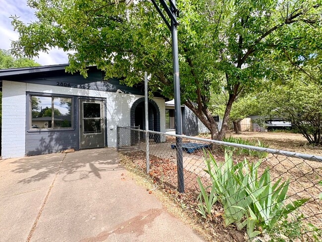Building Photo - 2804 N Jamison Blvd