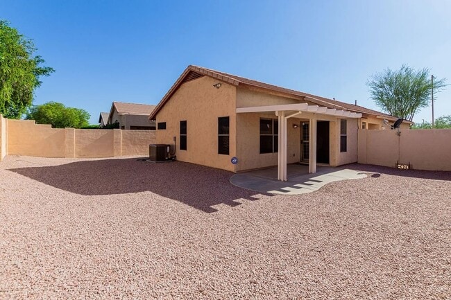 Building Photo - 21819 N 48th St