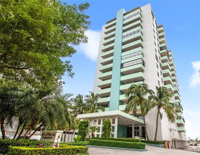Foto del edificio - 5 Island Ave