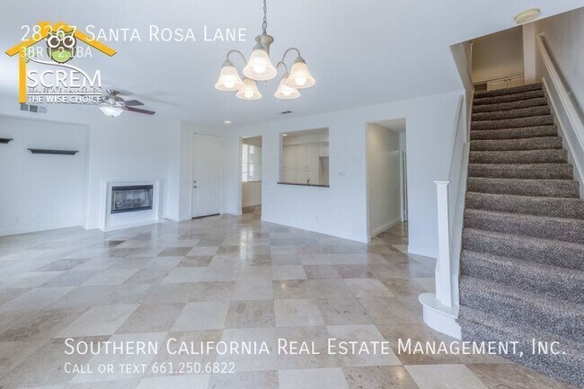 Building Photo - Three Bedroom Townhome in Saugus