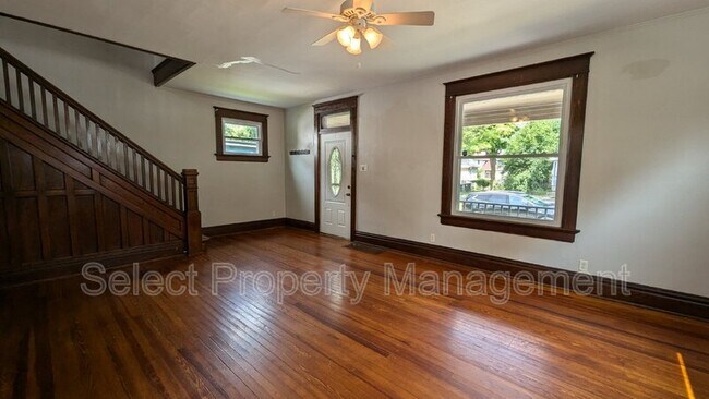 Building Photo - 317 W Wildwood Ave