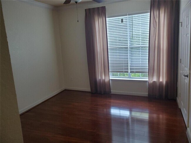 Building Photo - 1371 Tuscan Terrace