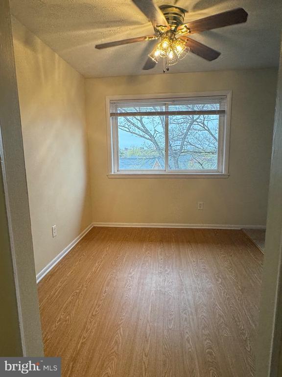 Foto del edificio - 5111 8th Rd S