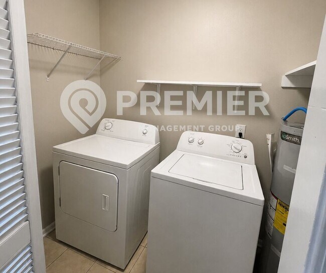 Foto del edificio - 1611 Hartsville Pike