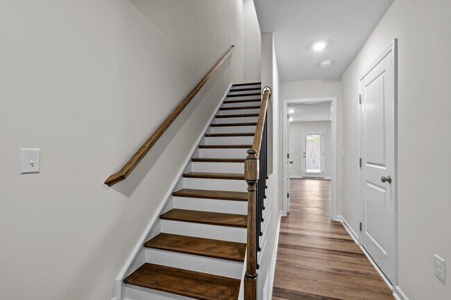Building Photo - 1117 Lily Loch Ln
