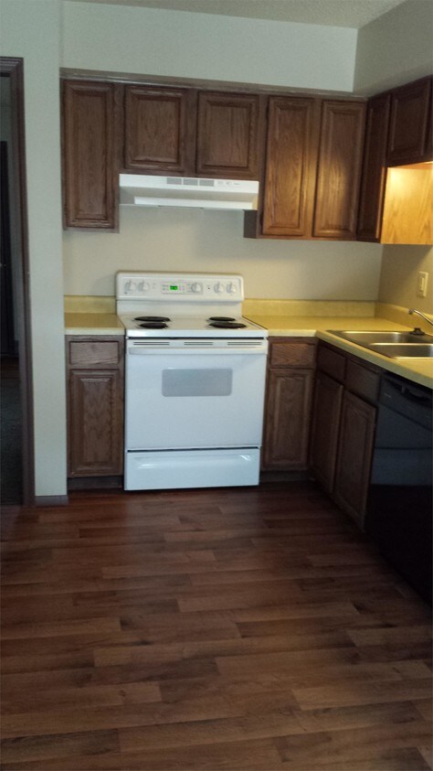 Primary Photo - 4384 W Bellview Dr