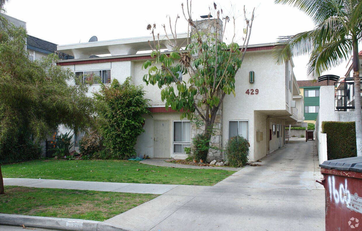 Primary Photo - 429 Lincoln Ave
