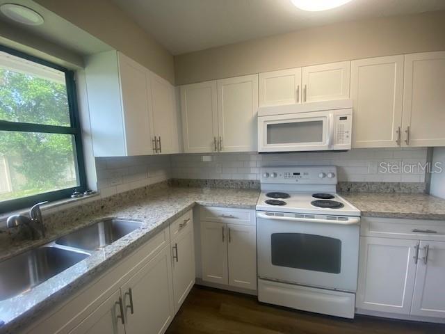 Foto del edificio - 3622 Willow Oak Rd