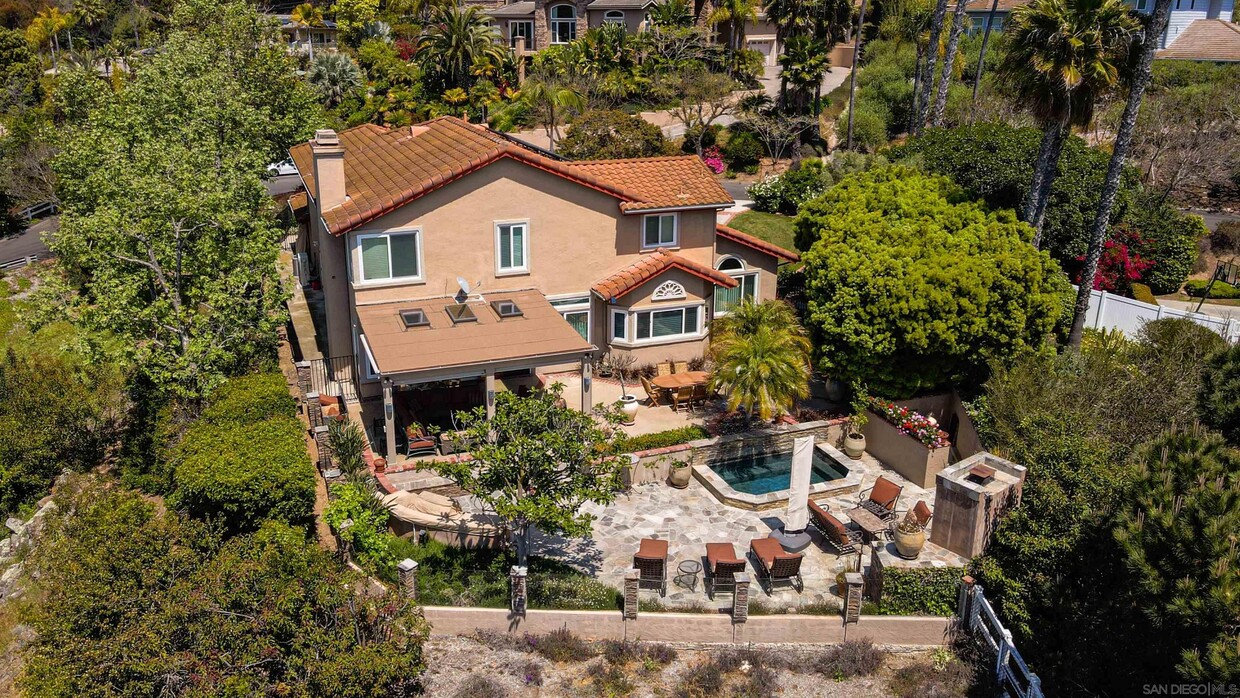 Foto principal - 3245 Brookside Ln