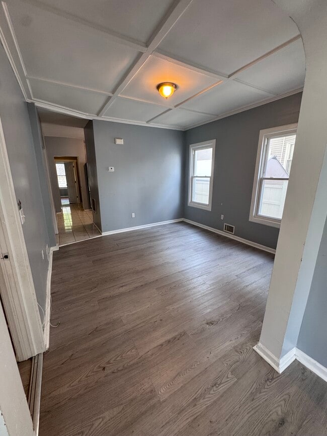 Building Photo - 415 Hamilton Ave