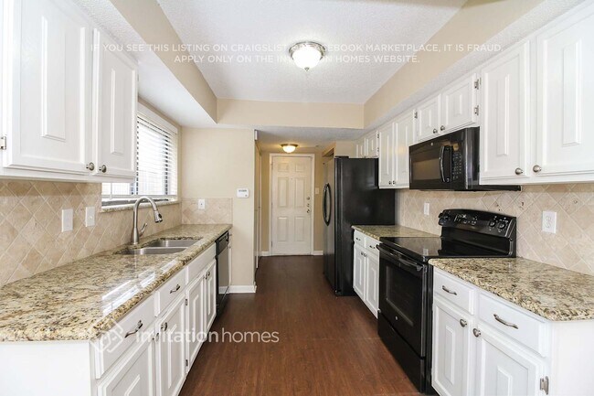 Foto del edificio - 3718 Twin Oak Ct