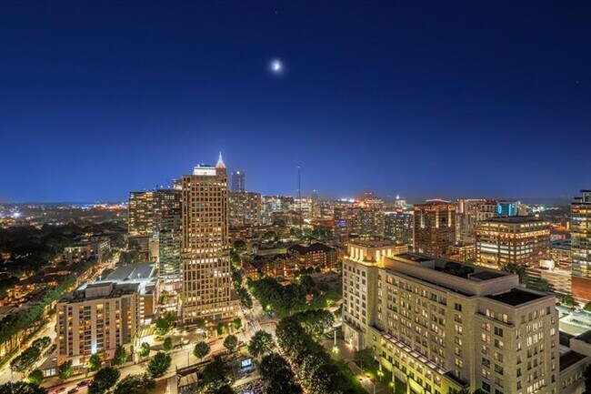 Building Photo - 1065 Peachtree St NE