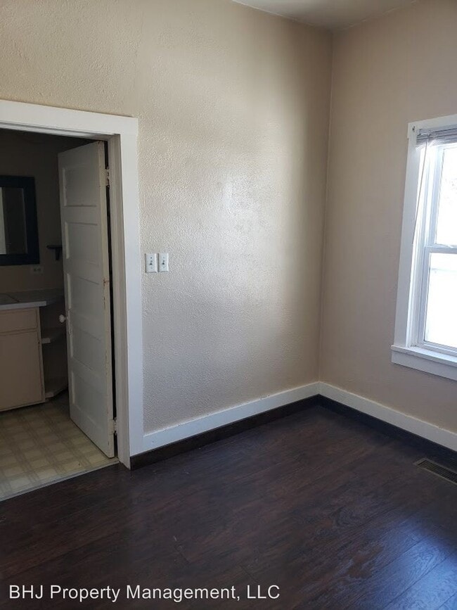 Building Photo - 1 br, 1 bath House - 1220 Val Vista