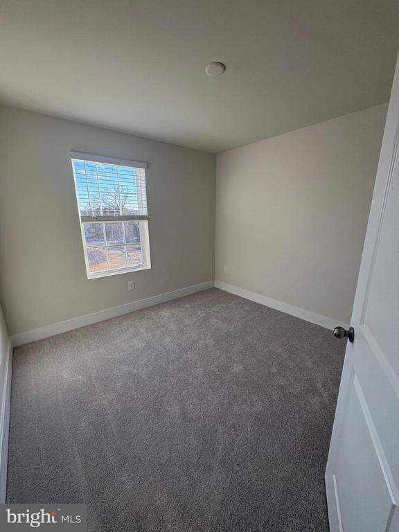 Foto del edificio - 1744 Water Xing Rd