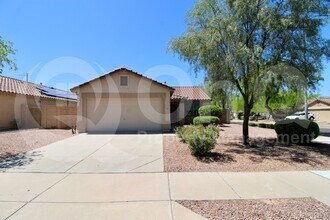 Building Photo - 3033 W Blue Sky Dr