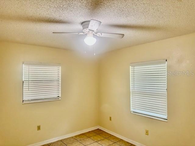 Building Photo - 32818 Lake Square Ct
