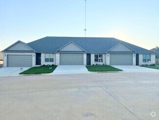 Building Photo - 731 Freedom Way