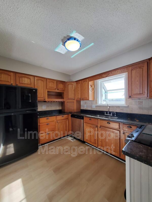 Foto del edificio - 1944 E Ocean View Ave