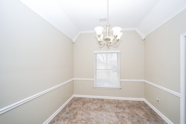 Foto del edificio - 5495 Philgrove Way