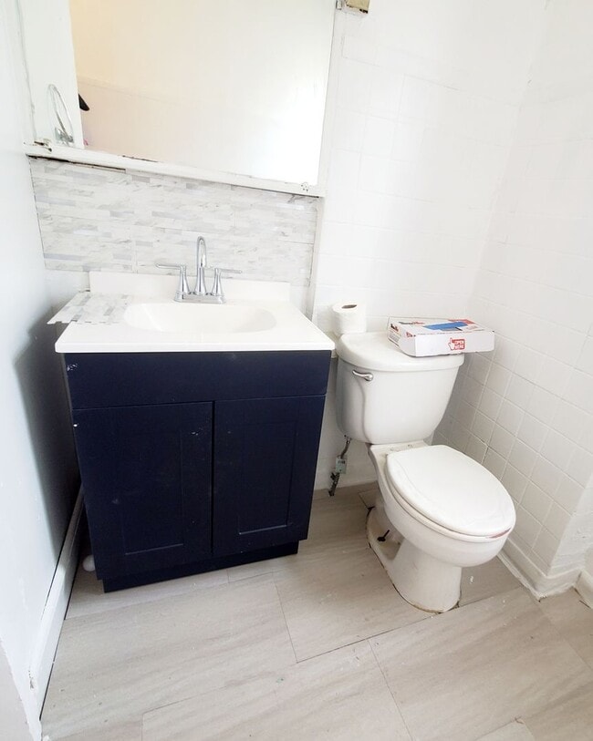 Foto del edificio - 819 N 64th St