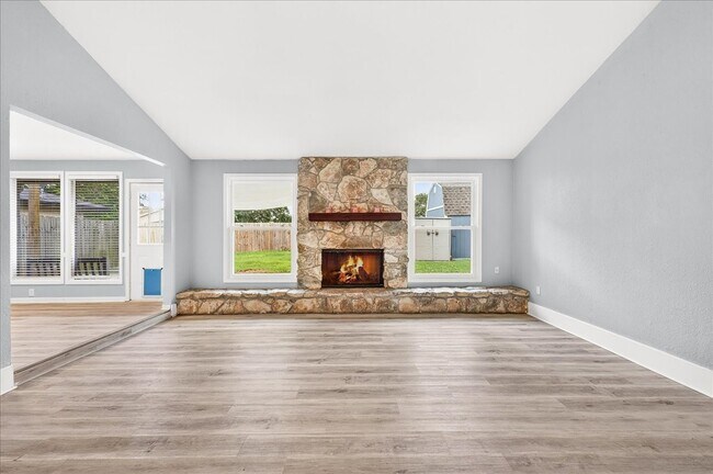 Foto del edificio - 1749 Dawn Breeze Dr