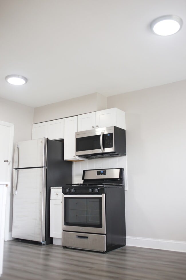 Building Photo - Wynmawr Court Apartments