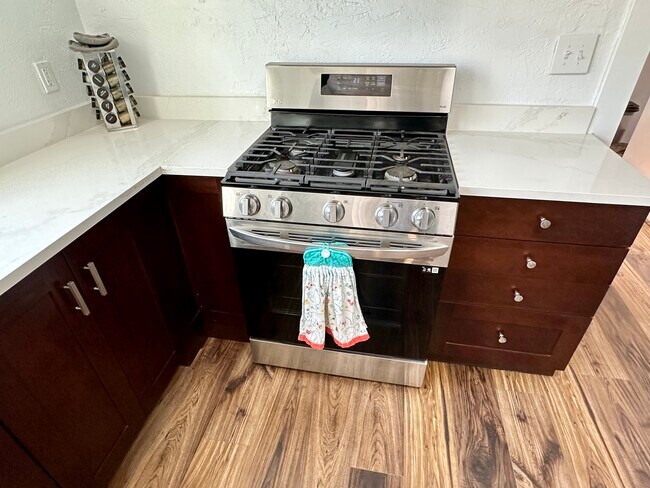 Foto del edificio - 2021 Gramercy Ave