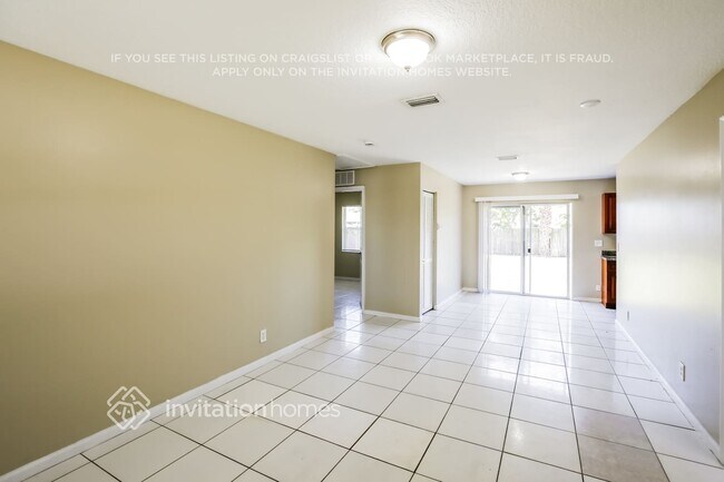 Foto del edificio - 1672 W Breezy Ln