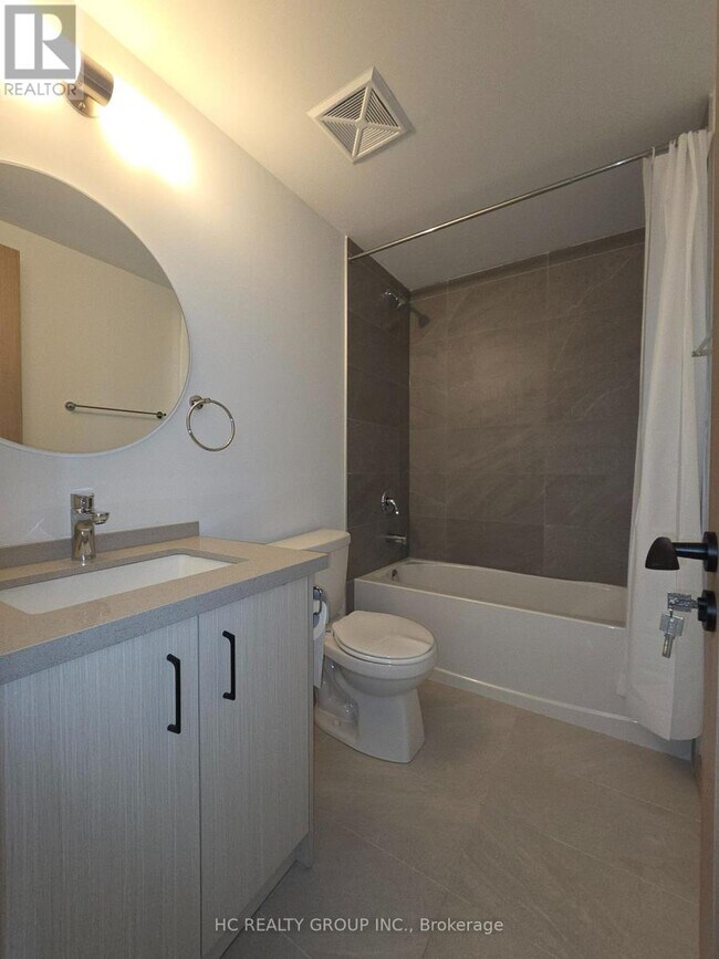 Photo du bâtiment - 3249 Sheppard Ave E