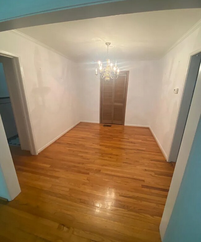 Foto del edificio - 2940 S Clark Dr