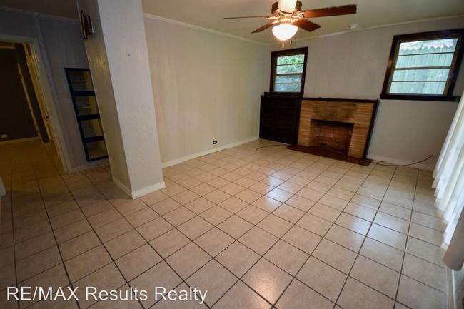 Building Photo - 3 br, 1 bath House - 413 Cameron St.