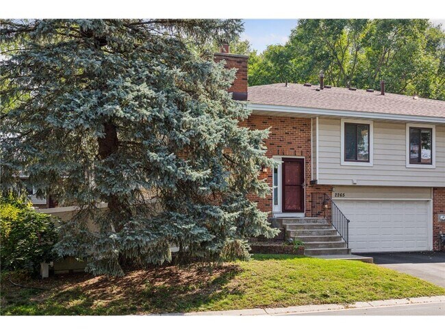 Building Photo - 2265 Oregon Ct