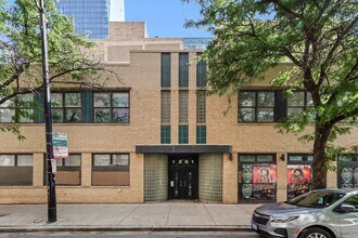 Building Photo - 1301 S Wabash Ave