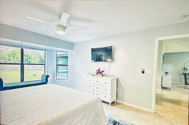 Foto del edificio - 127 Memory Ln NE