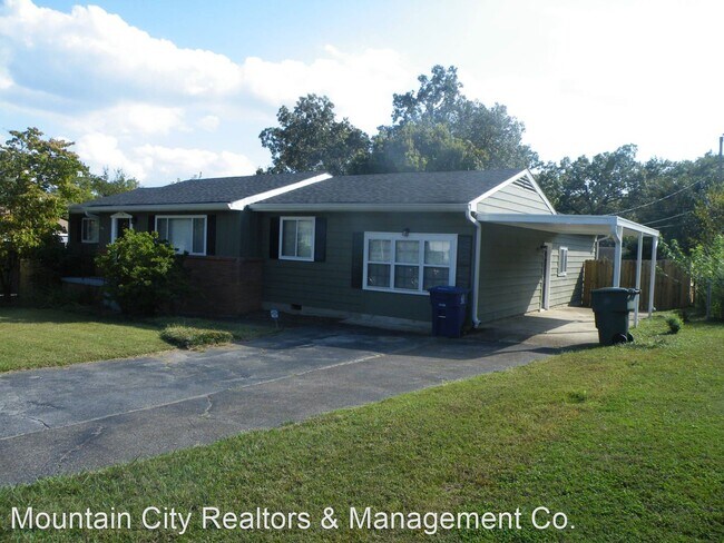 Building Photo - 3 br, 2 bath House - 1410 Cloverdale Circle