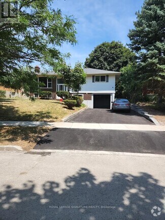 Building Photo - 406 Tamarack Dr