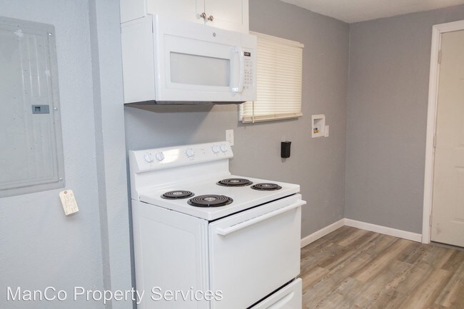 Foto del edificio - 2 br, 1 bath House - 948 Highridge Ave