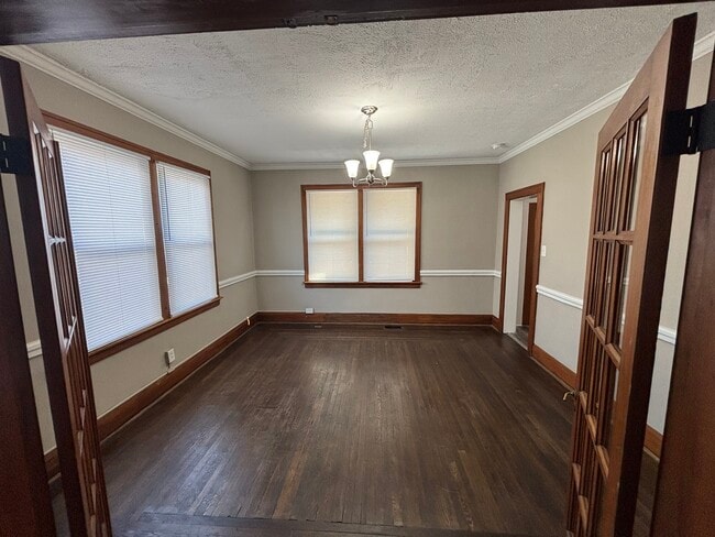 Building Photo - 1635 W North Bend Rd