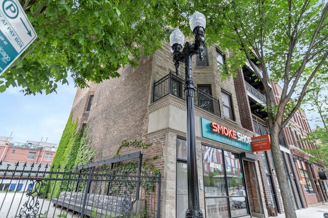 Foto del edificio - 1333 W Taylor St