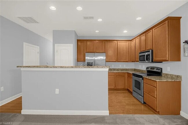 Building Photo - Earn Wealth While Leasing - Like a Homeown...