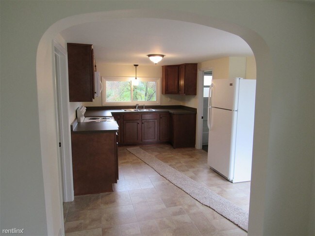 Foto del edificio - 502 S Dettman Rd