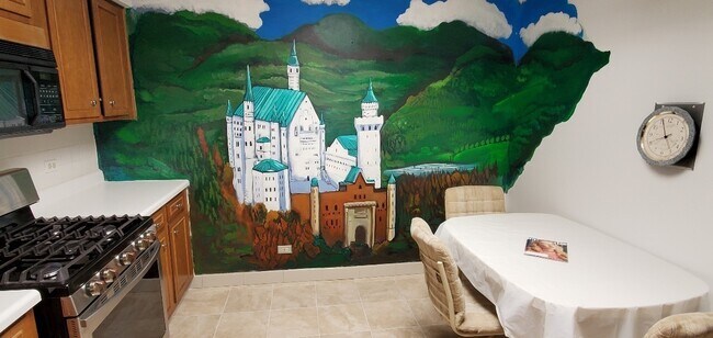 Cocina - 215 Marengo Ave